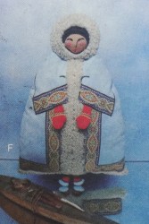 1771 VOG DOLL_03